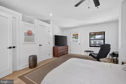 219 Douglas Street NE, Washington, DC 20002 - Photo 18