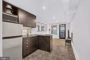 219 Douglas St NE, Washington, DC 20002 - Photo 30