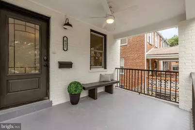 632 Farragut Place NE, Washington, DC 20017 - Photo 2