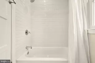632 Farragut Pl NE, Washington, DC 20017 - Photo 12