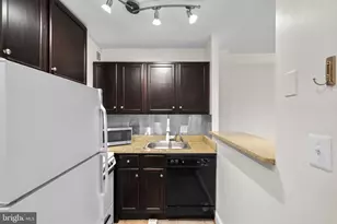 2800 Wisconsin Ave NW, Washington, DC 20007 - Photo 14