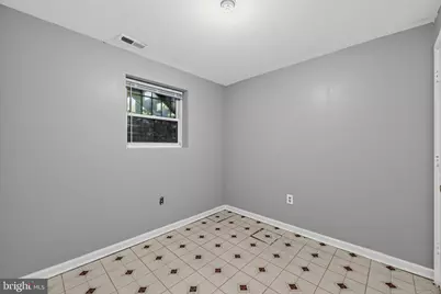 910 Southern Avenue SE #2, Washington, DC 20032 - Photo 4