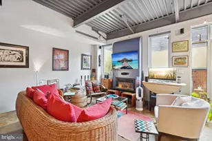 2351 Champlain St NW, Washington, DC 20009 - Photo 4