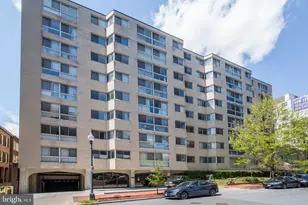 922 24th Street NW, Washington, DC 20037 - Photo 1