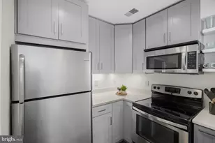1418 Corcoran St NW, Washington, DC 20009 - Photo 22