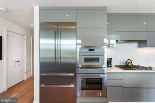 810 O St NW, Washington, DC 20001 - Photo 32