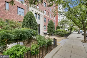 2127 California St NW, Washington, DC 20008 - Photo 24