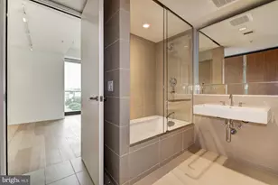 920 I St NW, Washington, DC 20001 - Photo 16