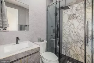 1332 G St SE, Washington, DC 20003 - Photo 38