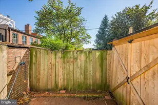 1 Pomander Walk NW, Washington, DC 20007 - Photo 10