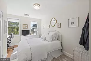 1 Pomander Walk NW, Washington, DC 20007 - Photo 6