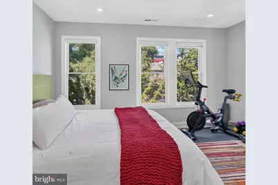 724 Harvard Street NW, Washington, DC 20001 - Photo 12