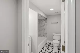 2388 Champlain St NW, Washington, DC 20009 - Photo 12