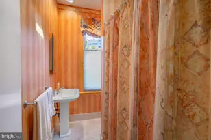 1333 21st St NW, Washington, DC 20036 - Photo 48