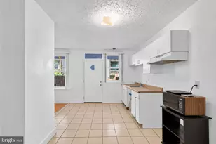 1253 Carrollsburg Pl SW, Washington, DC 20024 - Photo 2