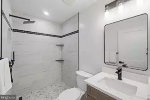 1004 50th Pl NE, Washington, DC 20019 - Photo 10