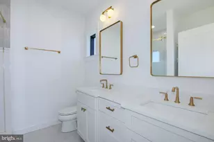 217 16th St NE, Washington, DC 20002 - Photo 12