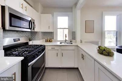 1915 16th Street NW #704, Washington, DC 20009 - Photo 10