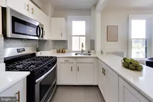1915 16th St NW, Washington, DC 20009 - Photo 10