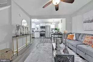 212 54th St SE, Washington, DC 20019 - Photo 2