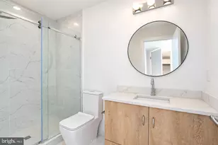 2117 M St NE, Washington, DC 20002 - Photo 16
