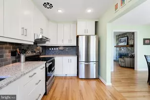 5128 Linnean Terrace NW, Washington, DC 20008 - Photo 16