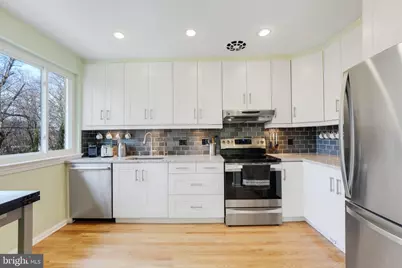5128 Linnean Terrace NW, Washington, DC 20008 - Photo 14
