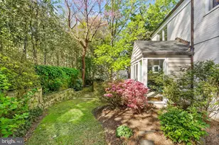 5152 Manning Pl NW, Washington, DC 20016 - Photo 48
