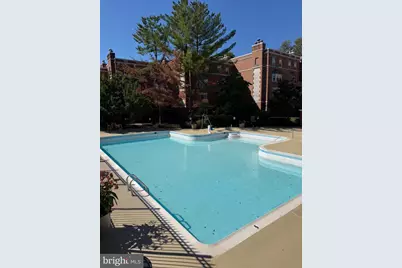 3806 Porter Street NW #301, Washington, DC 20016 - Photo 2
