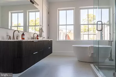 329 8th Street NE, Washington, DC 20002 - Photo 24
