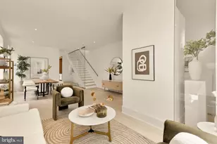 329 8th St NE, Washington, DC 20002 - Photo 2