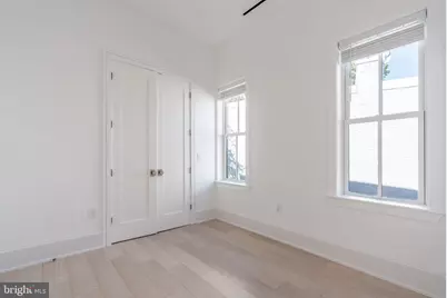 329 8th Street NE, Washington, DC 20002 - Photo 36