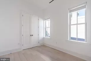 329 8th St NE, Washington, DC 20002 - Photo 36