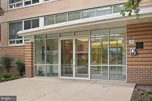 355 I Street SW, Washington, DC 20024 - Photo 26