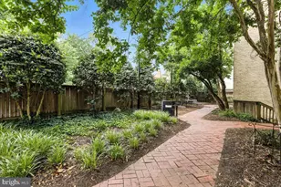 1367 K St SE, Washington, DC 20003 - Photo 20