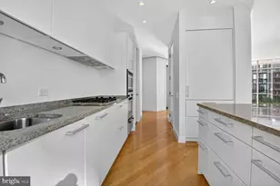 1177 22nd Street NW, Washington, DC 20037 - Photo 2