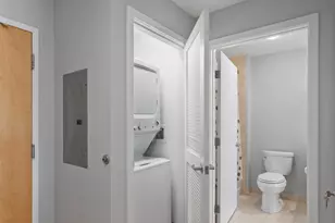 910 M Street NW, Washington, DC 20001 - Photo 18