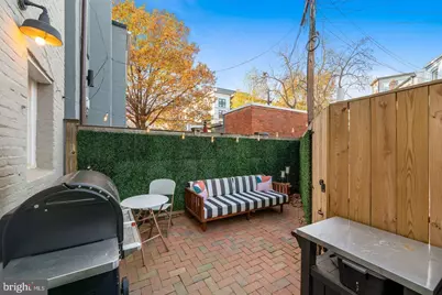1404 E Street SE, Washington, DC 20003 - Photo 28