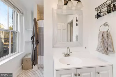 1404 E Street SE, Washington, DC 20003 - Photo 24