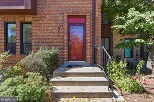 521 Brummel Ct NW, Washington, DC 20012 - Photo 2