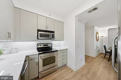 910 M Street NW #329, Washington, DC 20001 - Photo 12