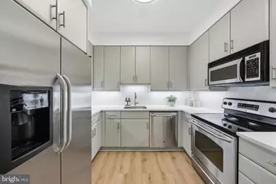 910 M Street NW #329, Washington, DC 20001 - Photo 8