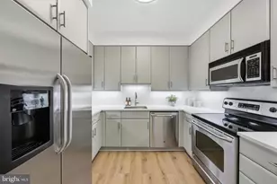 910 M Street NW, Washington, DC 20001 - Photo 8