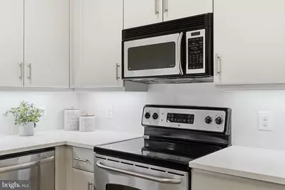 910 M Street NW #329, Washington, DC 20001 - Photo 10