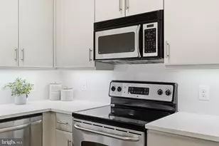 910 M Street NW, Washington, DC 20001 - Photo 10