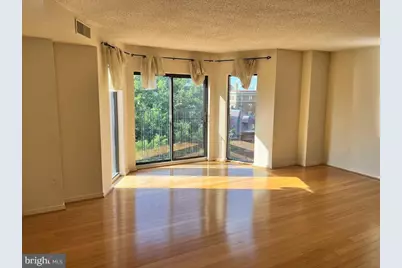 2012 Wyoming Avenue NW #601, Washington, DC 20009 - Photo 2