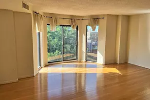 2012 Wyoming Ave NW, Washington, DC 20009 - Photo 2