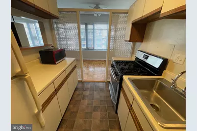 1711 Massachusetts Avenue NW #829, Washington, DC 20036 - Photo 14