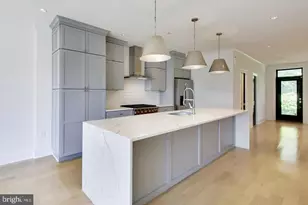 715 K St NE, Washington, DC 20002 - Photo 8