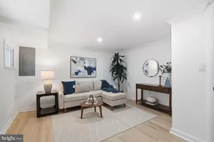 900 SE 12th Street SE, Washington, DC 20003 - Photo 50